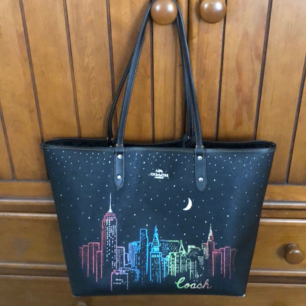 Used Coach Skyline City Zip Reversible Tote